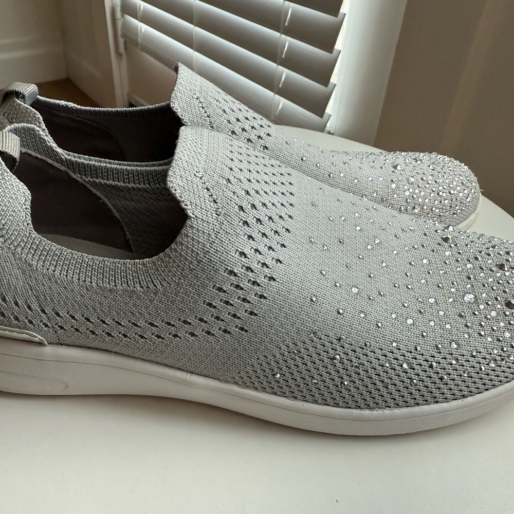 Kelly & Katie Gray Knit Slip-On Sneakers